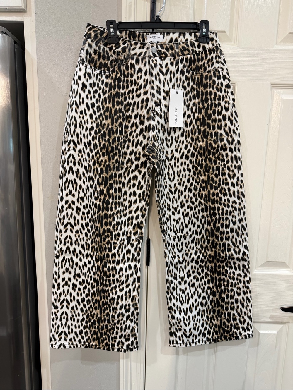 Anniewear Denim Leopard Print Barrell Jeans - Black, Brown & Cream Sz L